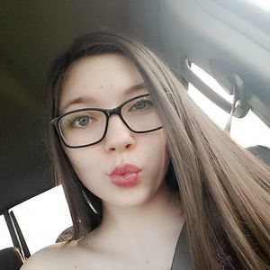 Meet your Posher, Addy